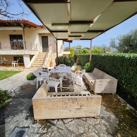 Villa Martheos Nyaraló